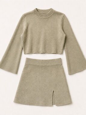 O. Vianca Sage Knit Crop Top & Mini Skirt 2-Piece Set S
